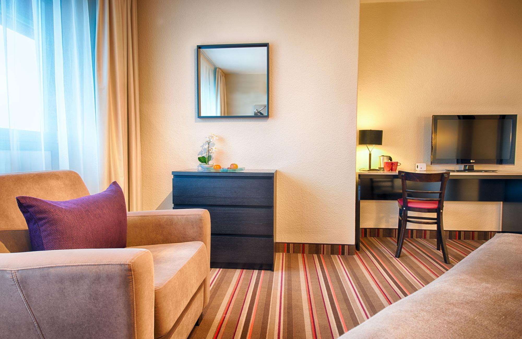 Leonardo Inn Hotel Hamburg Airport Exterior photo