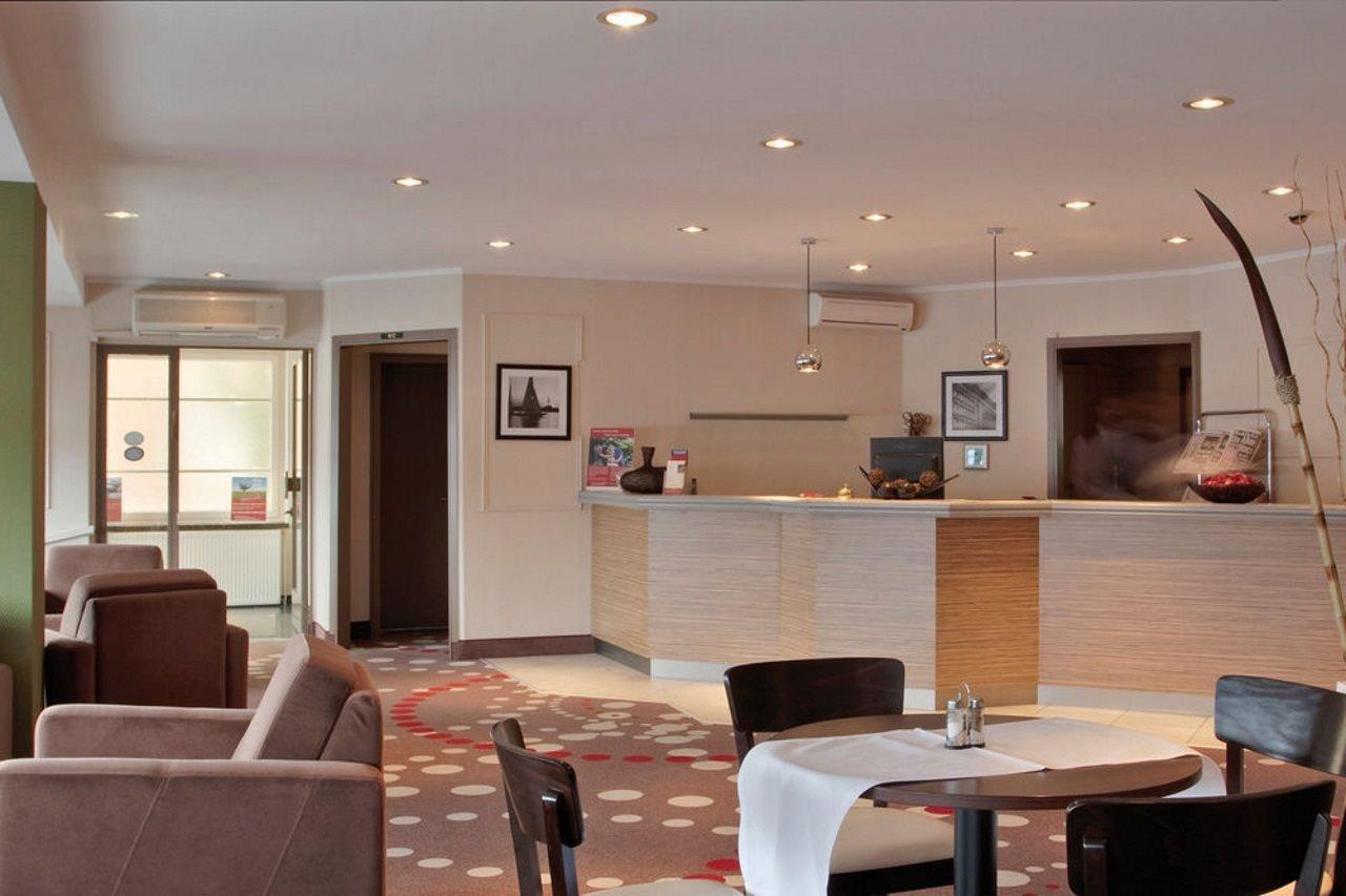 Leonardo Inn Hotel Hamburg Airport Restaurant photo